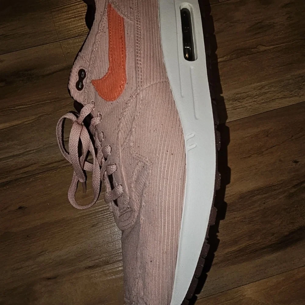 Nike Air Max 1 PRM Corduroy Coral Stardust